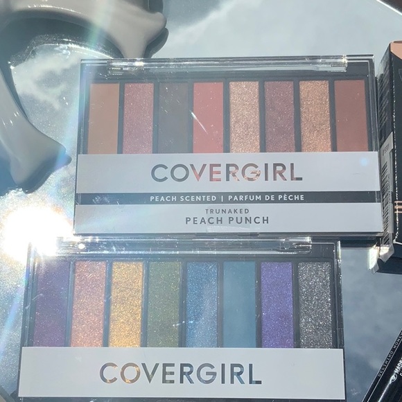 COVERGIRL/MAYBELLINE 10-PIECE MAKE UP BUNDLE, 2 EYESHADOW PALETTES, 3 MASCARAS - Picture 2 of 8